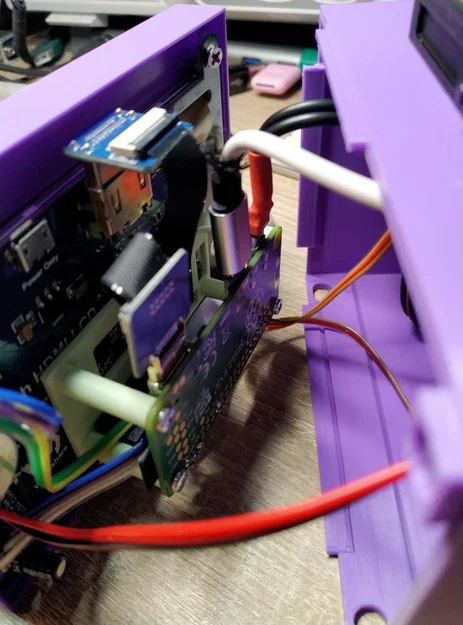 Tivi Simpsons để bàn 4 inch (Bản cải tiến) - Image 4