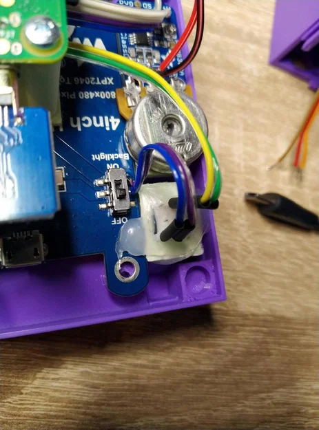 Tivi Simpsons để bàn 4 inch (Bản cải tiến) - Image 6