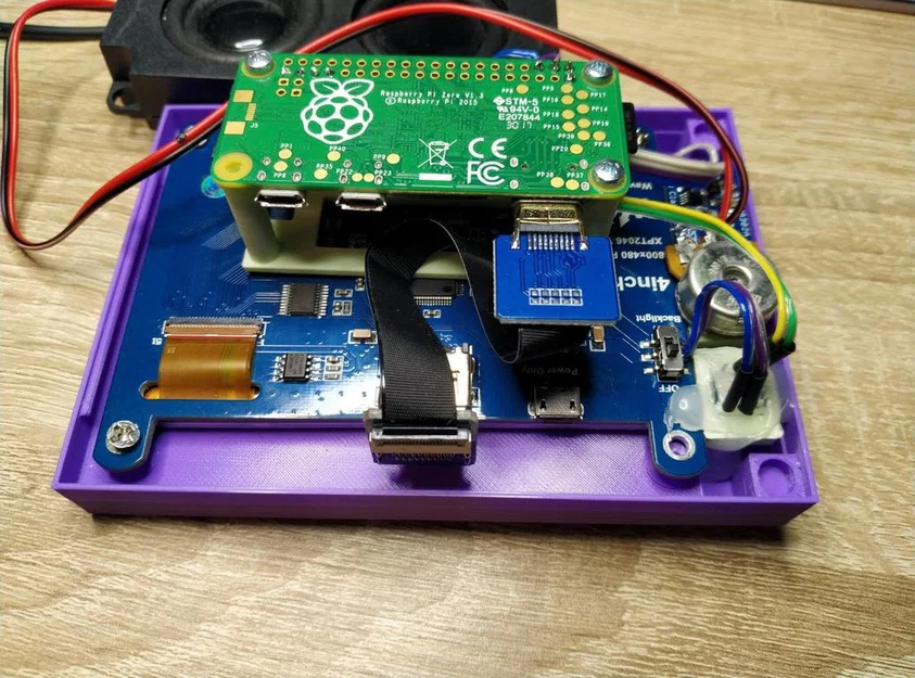 Tivi Simpsons để bàn 4 inch (Bản cải tiến) - Image 8