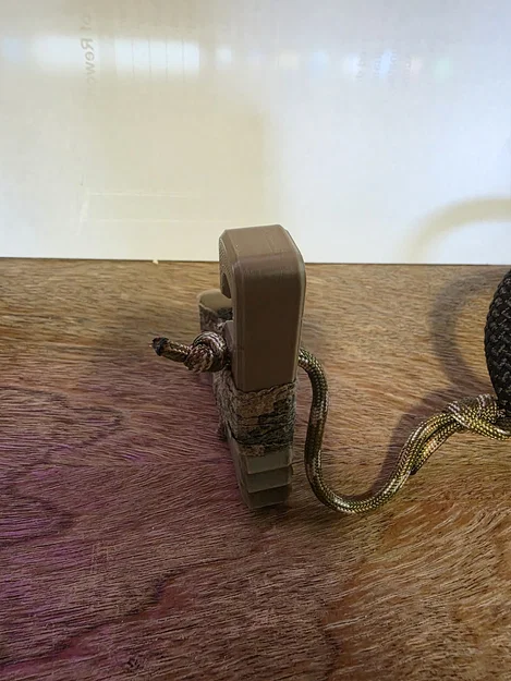 Móc treo cung đơn chi nhánh dùng cho đi săn saddle - Image 3