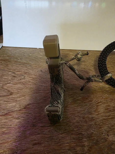 Móc treo cung đơn chi nhánh dùng cho đi săn saddle - Image 4