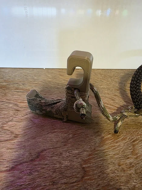 Móc treo cung đơn chi nhánh dùng cho đi săn saddle - Image 5