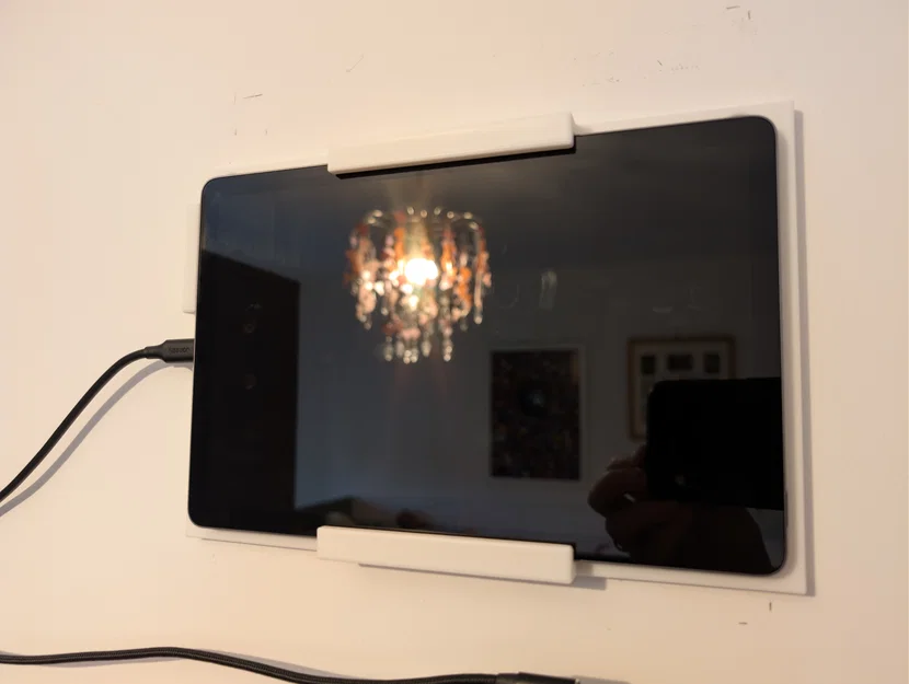 Giá treo tường cho máy tính bảng Lenovo 10 inch - Image 1