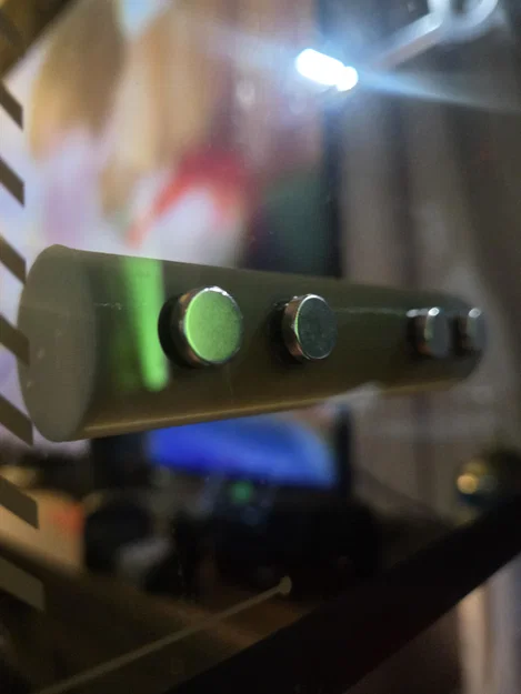 Thanh treo Spider Hang cho nhện nhảy với nam châm cực chắc chắn - Image 1