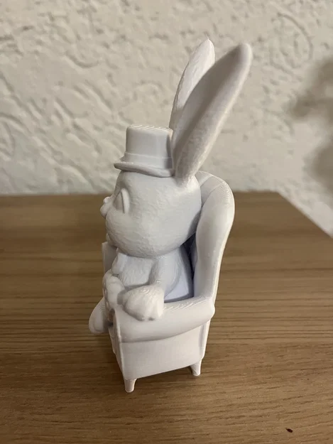 Mô hình chú thỏ quý ông ngồi ghế bành - Image 4