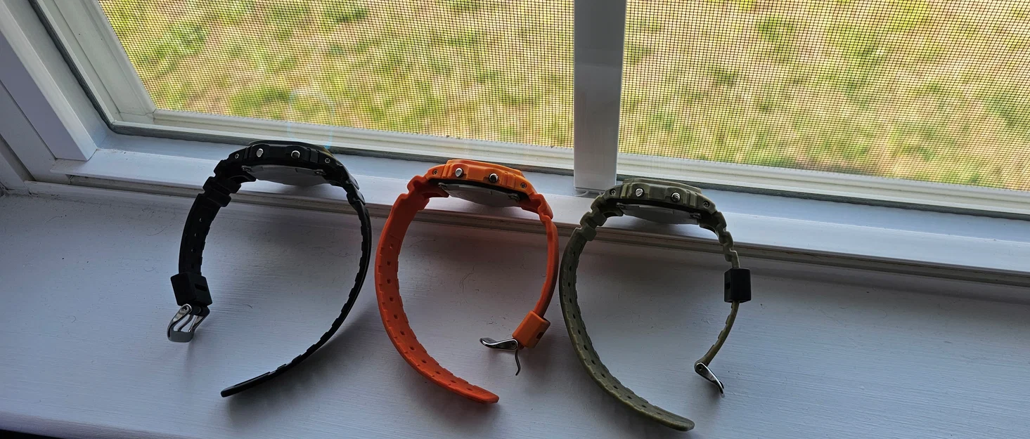 Giá đỡ sạc đồng hồ G-SHOCK Tough Solar dạng xếp chồng cho cửa sổ - Image 3