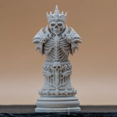 Titanbone Colssi "King" - Quân cờ Vua