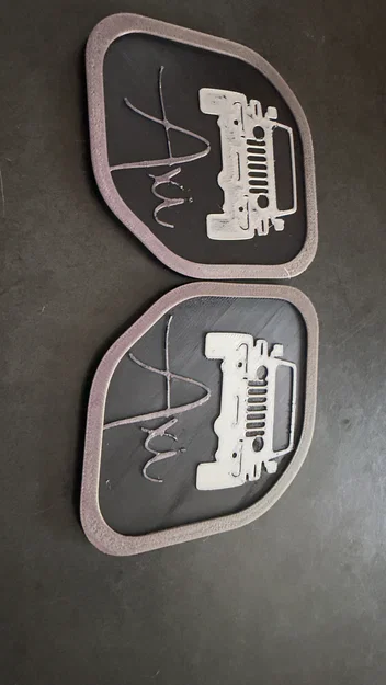 Bộ khay lót cốc cho hàng ghế sau xe Jeep Wrangler JL - Image 2