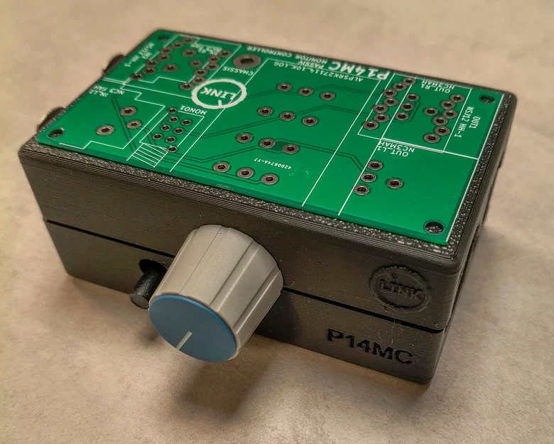 Vỏ hộp thiết bị điều khiển âm thanh thụ động P14MC (Passive Monitor Controller) - Image 3