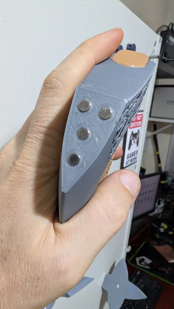 Nam châm hình chiếc rìu Axe Magnet trang trí cực chất - Image 3