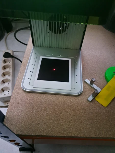 Khung ảnh kiểu Polaroid – Tùy chọn khắc Laser hoặc trưng bày ảnh (Bề mặt siêu mịn) - Image 5