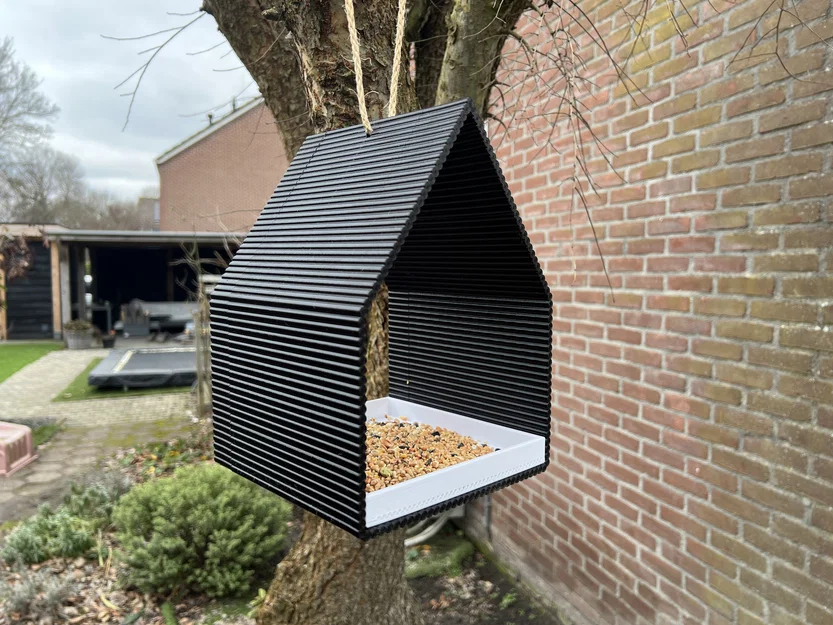 Nhà cho chim ăn (Bird feeder house) - Image 1