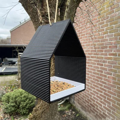 Nhà cho chim ăn (Bird feeder house)