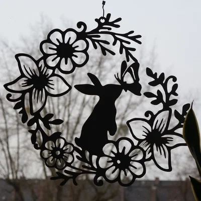 Tranh treo tường/cửa sổ hình thỏ Phục sinh kèm hoa và bướm