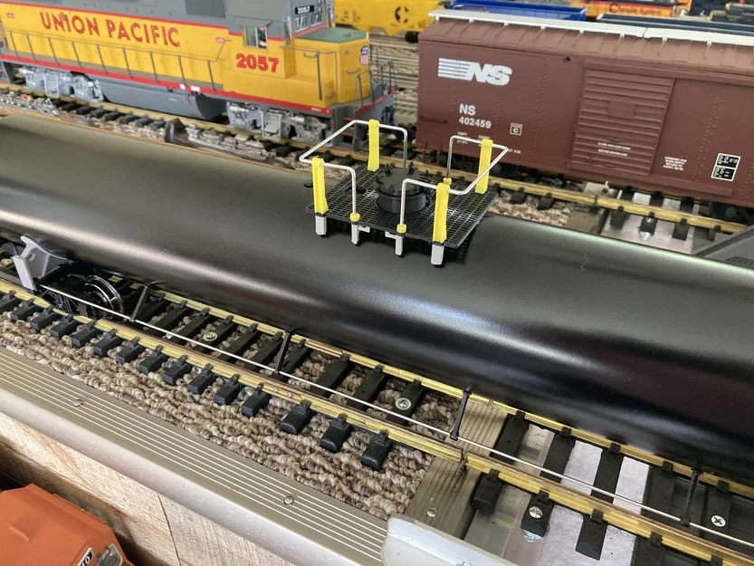 Bộ phận Remix cho toa tàu bồn 55' tỉ lệ 1:29 - Image 4