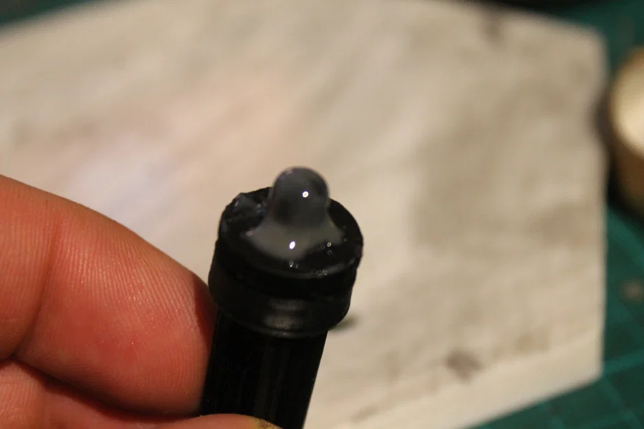 Máng nước cho ong loại gắn chân cắm - Image 7