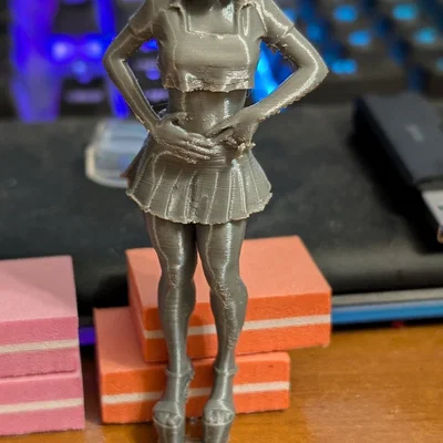 Mô hình nhân vật nữ dancer trang trí in 3D (Strip-1)
