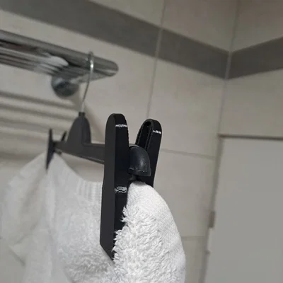 Kẹp nhựa thay thế cho móc treo quần áo - Giải pháp 3D tiết kiệm