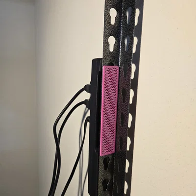 Bộ chuyển đổi gắn ổ cắm điện lên thanh ray kệ 3D