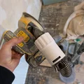 Đầu chuyển đổi máy chà nhám DeWalt sang máy hút bụi Shark - Thumbnail 1