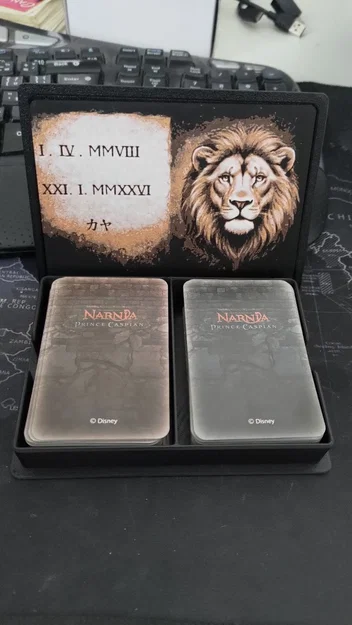 Hộp đựng bài 2 ngăn có nắp tùy chỉnh hình ảnh nghệ thuật (3D Print) - Image 1