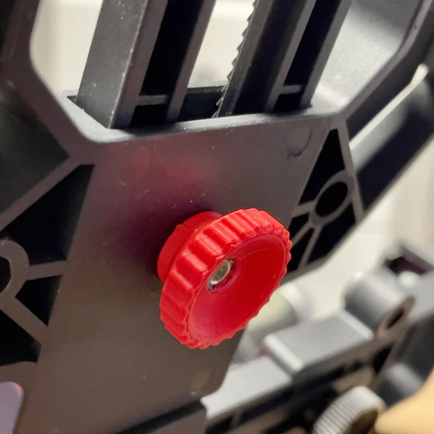 Đai ốc vặn tay (Knurled Nut) ren trong M5 cho giá đỡ Tacx - Image 1