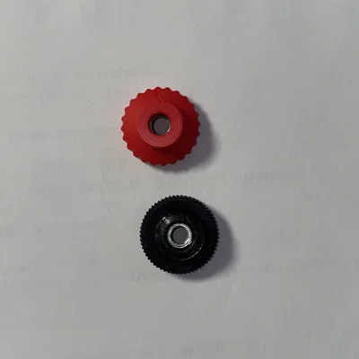 Đai ốc vặn tay (Knurled Nut) ren trong M5 cho giá đỡ Tacx