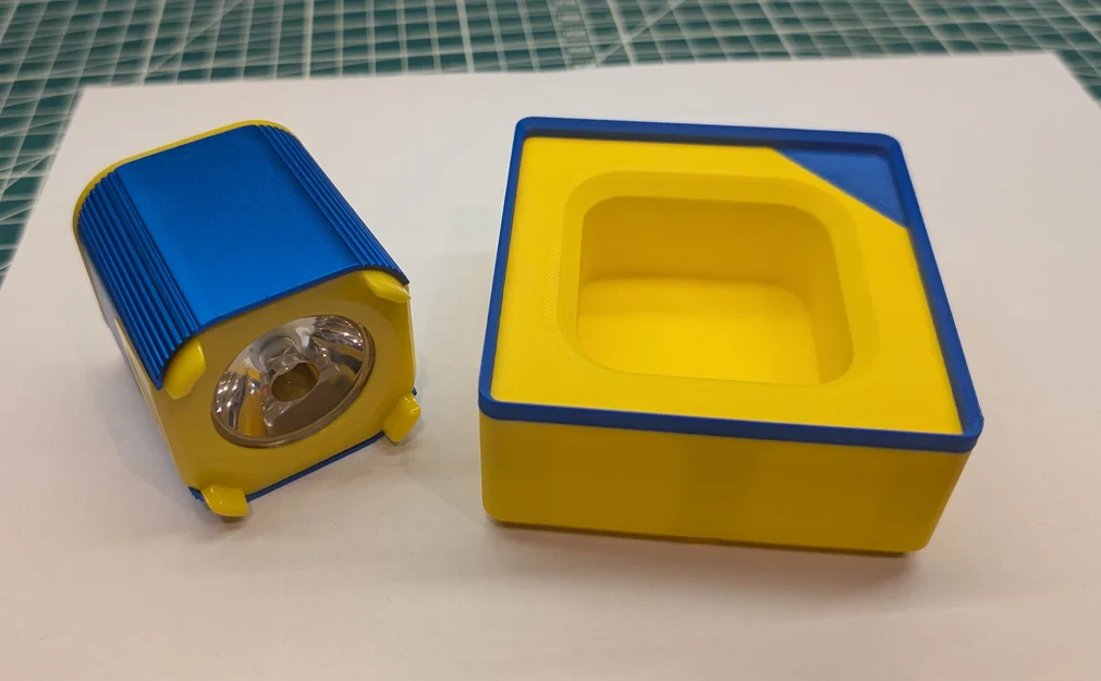 Khay Đựng Đèn Sấy UV Mechanic L1 Pro Chuẩn Gridfinity 4x4 - Image 1