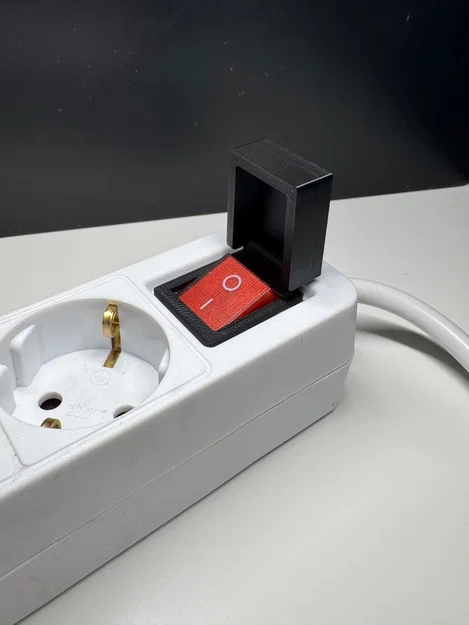 Nắp che công tắc ổ cắm chống sáng (Switch Blackout Cover) - Image 1