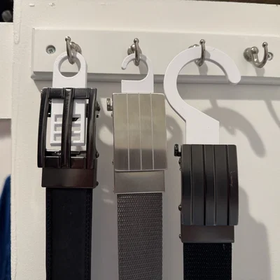 Giá treo dây nịt KORE Ratchet (KORE Ratchet Belt Hanger)