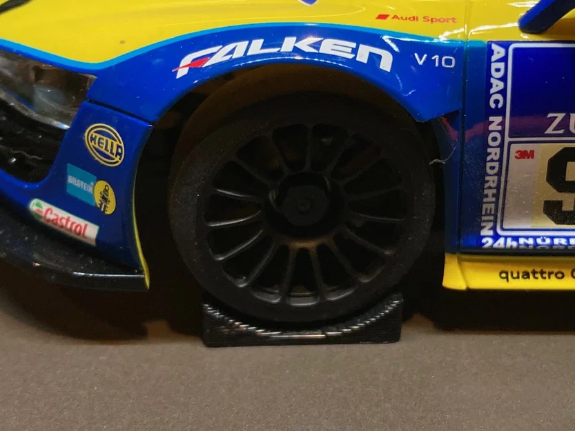 Cục chêm bánh xe Kyosho Mini-Z - Image 1