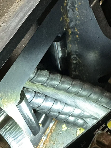 Ống bảo vệ cần dưới cho máy xúc mini CFG QK18 - Image 2