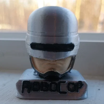 Tượng bán thân RoboCop kèm đế