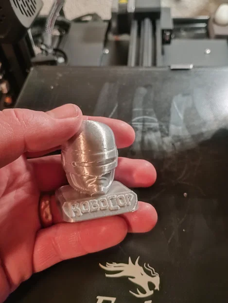 Tượng bán thân RoboCop kèm đế - Image 8