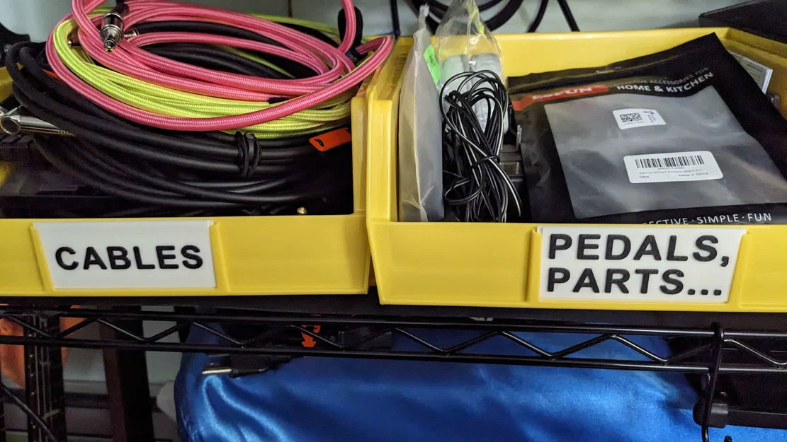 Nhãn dán 3D tùy chỉnh cho hộp Akro-Mils 30235 cực gọn gàng - Image 1