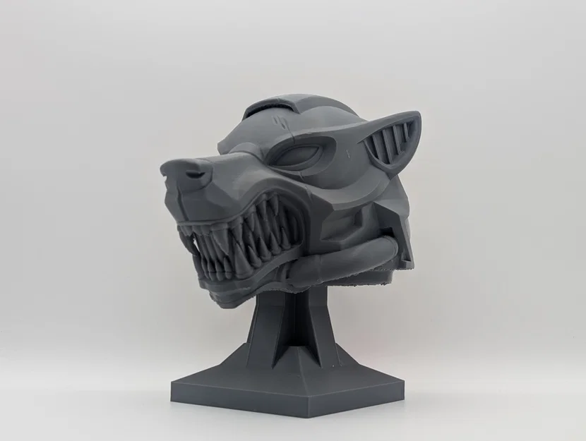 Mô hình trưng bày mũ chiến binh Space Wolves Warhammer 40K (In 3D) - Image 1