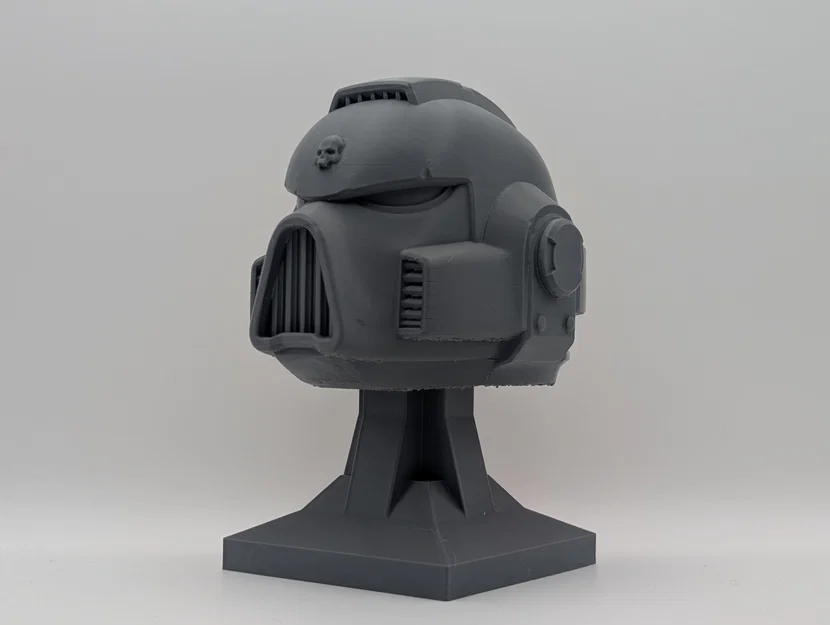 Mô hình trưng bày mũ chiến binh Warhammer 40K Mark 8 (3D Print) - Image 1
