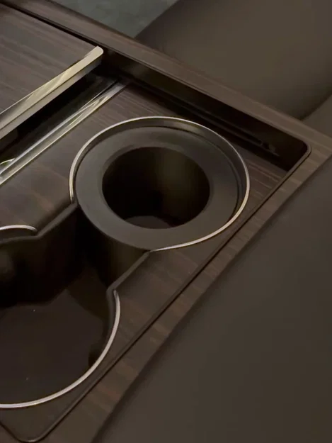 Đế giữ lon cà phê Illy cho Tesla Model S - Image 2