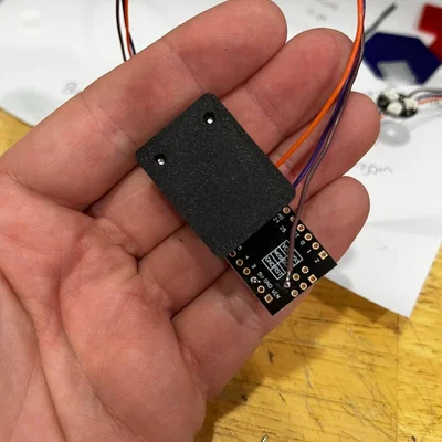 Đế gắn bo mạch phát triển ATTINY88 nhỏ gọn, tiện lợi