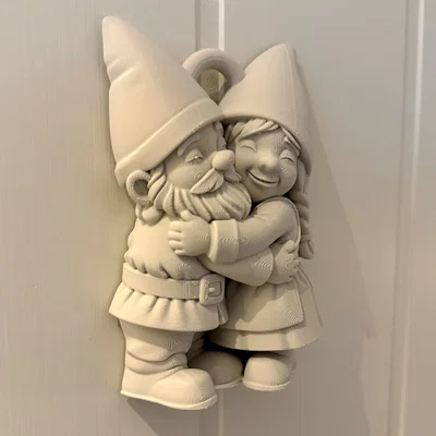 Tranh treo tường Hugging Gnomes