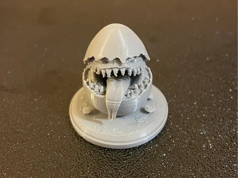 Mô hình Easter Egg Mimic - Image 1