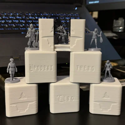 Hộp Đựng Mô Hình Mini