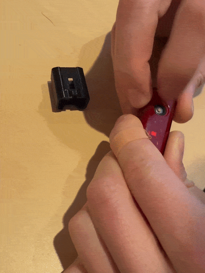 Nút bấm thay thế cho đèn hậu DECATHLON CL 100 – File in 3D - Thumbnail 7