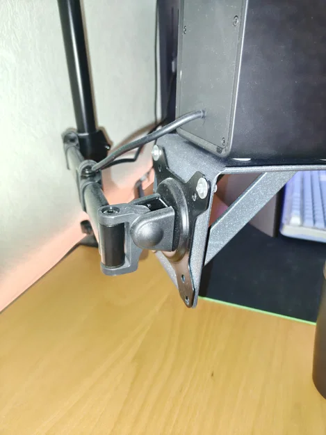 Giá đỡ loa Edifier QR30 gắn ngàm VESA cho bàn làm việc - Image 4