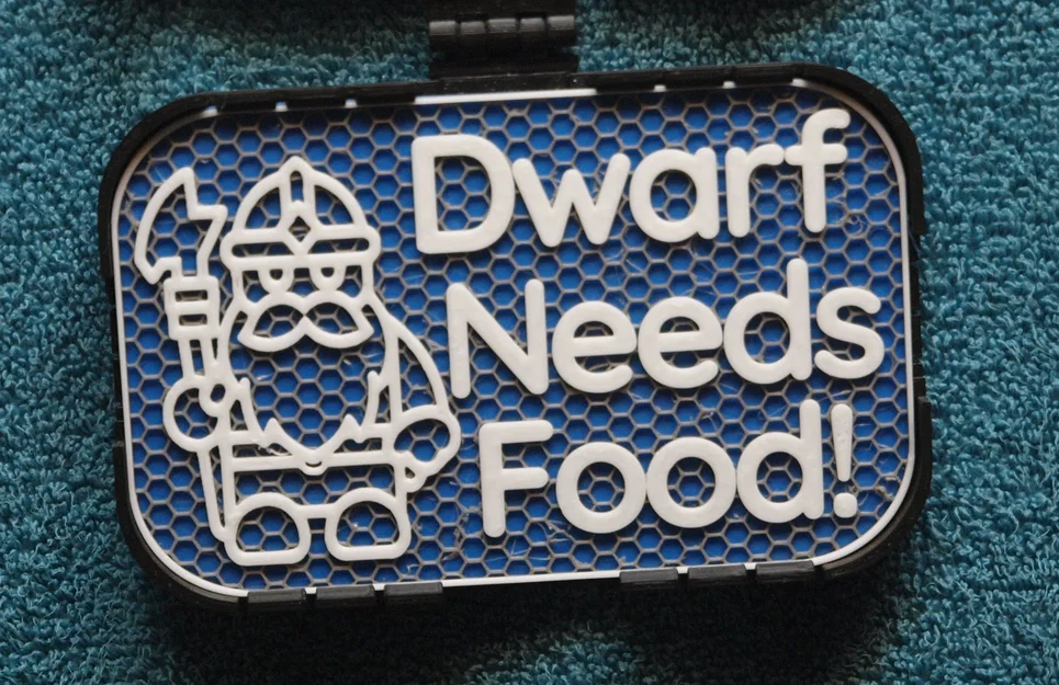 Bảng hiệu Dwarf Needs Food - Image 1