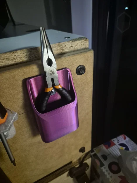 Giá treo kìm mini (Micro plier holder) tiện lợi cho không gian làm việc - Image 1