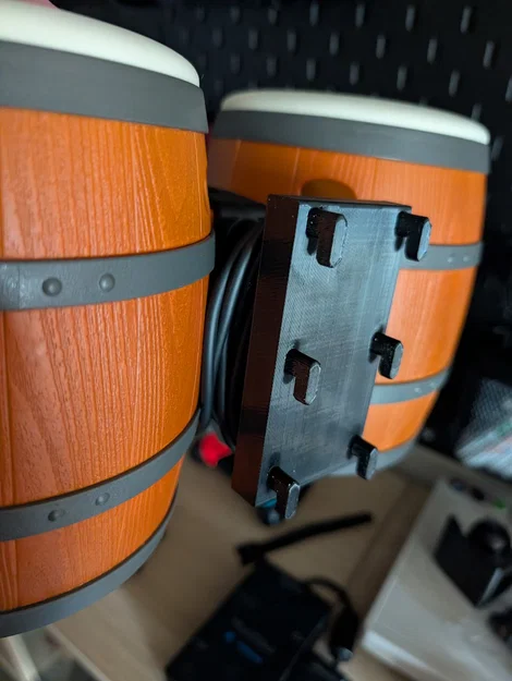 Giá treo tay cầm DK Bongos cho bảng IKEA SKÅDIS tiện lợi - Image 2