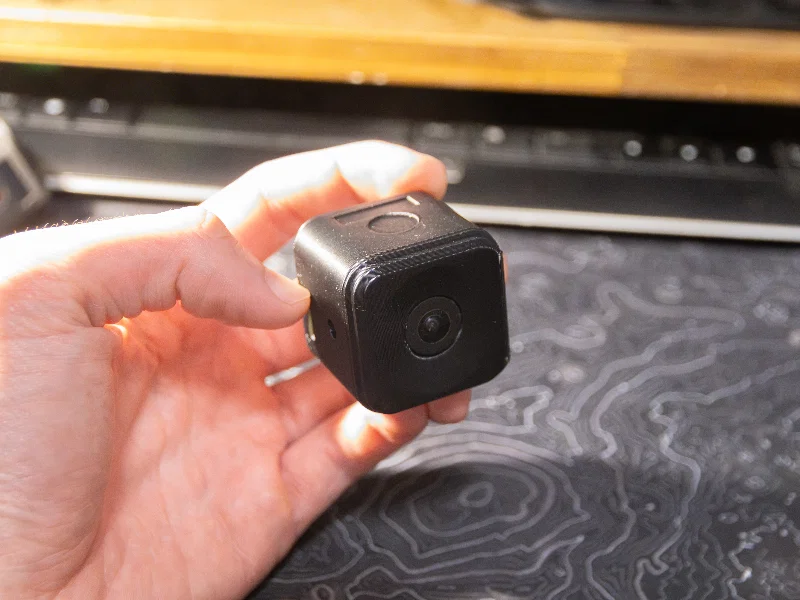 DIY Máy quay cầm tay Analog kiểu dáng Gopro Session - Image 1