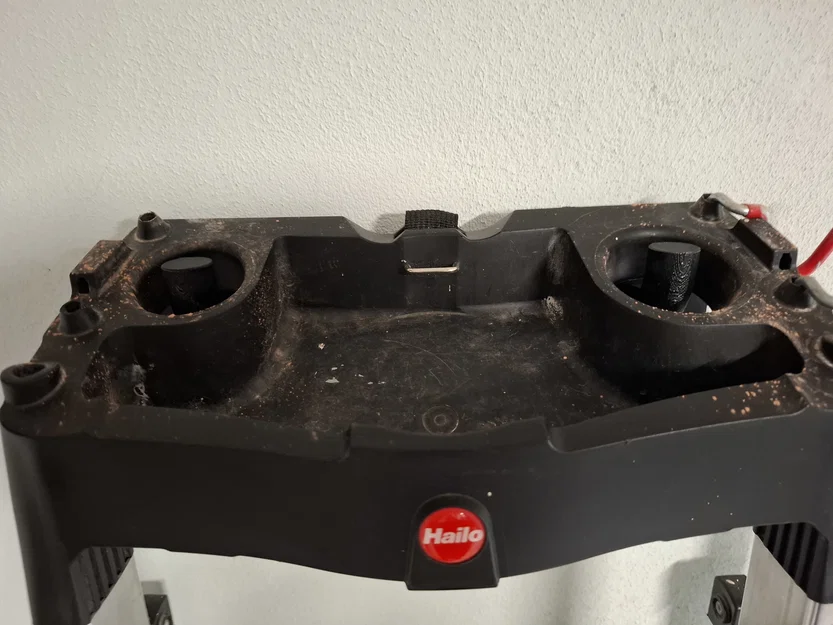 Giá treo tường kết hợp cho thang Hailo và thang gấp - Image 3