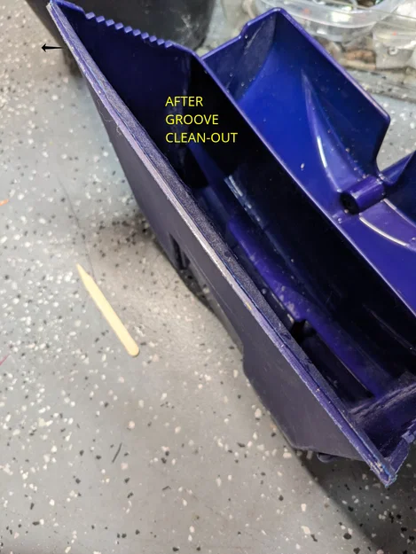 Sửa chữa/Thay thế lưỡi hốt rác Rubbermaid - Image 5